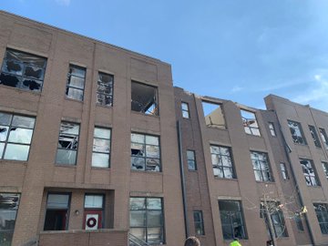 shreyas_school's tweet photo. Tornadoes Kill 25 in Tennessee, Shredding Buildings in Nashville Area https://t.co/0TJZpiLYwn