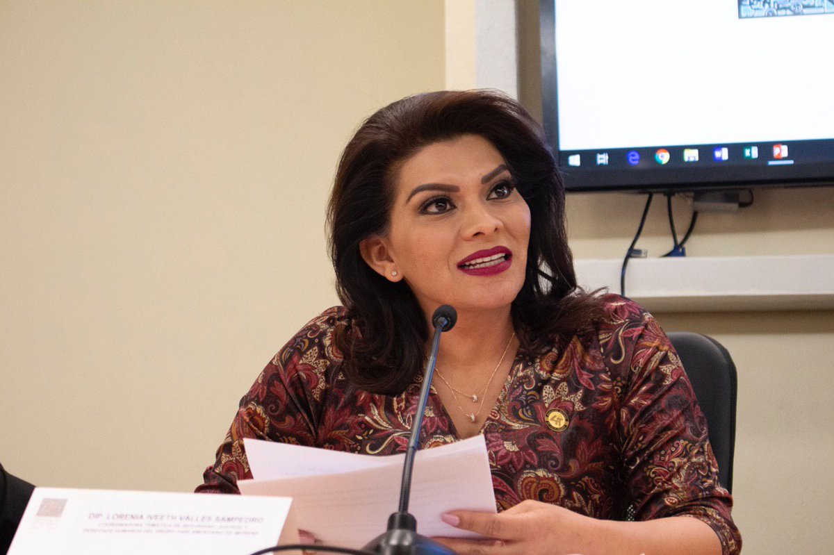 LoreniaValles_'s tweet photo. ¡La regulación del cigarro electrónico es un tema de derechos! 🙋🏽‍♀️

Hoy, durante mi intervención en el foro "Alternativas a los productos de tabaco combustible. ¿Cómo regularlas?", afirmé que la regulación del cigarro electrónico ofrece los siguientes beneficios:

1/2 https://t.co/RSsv0AkFy1