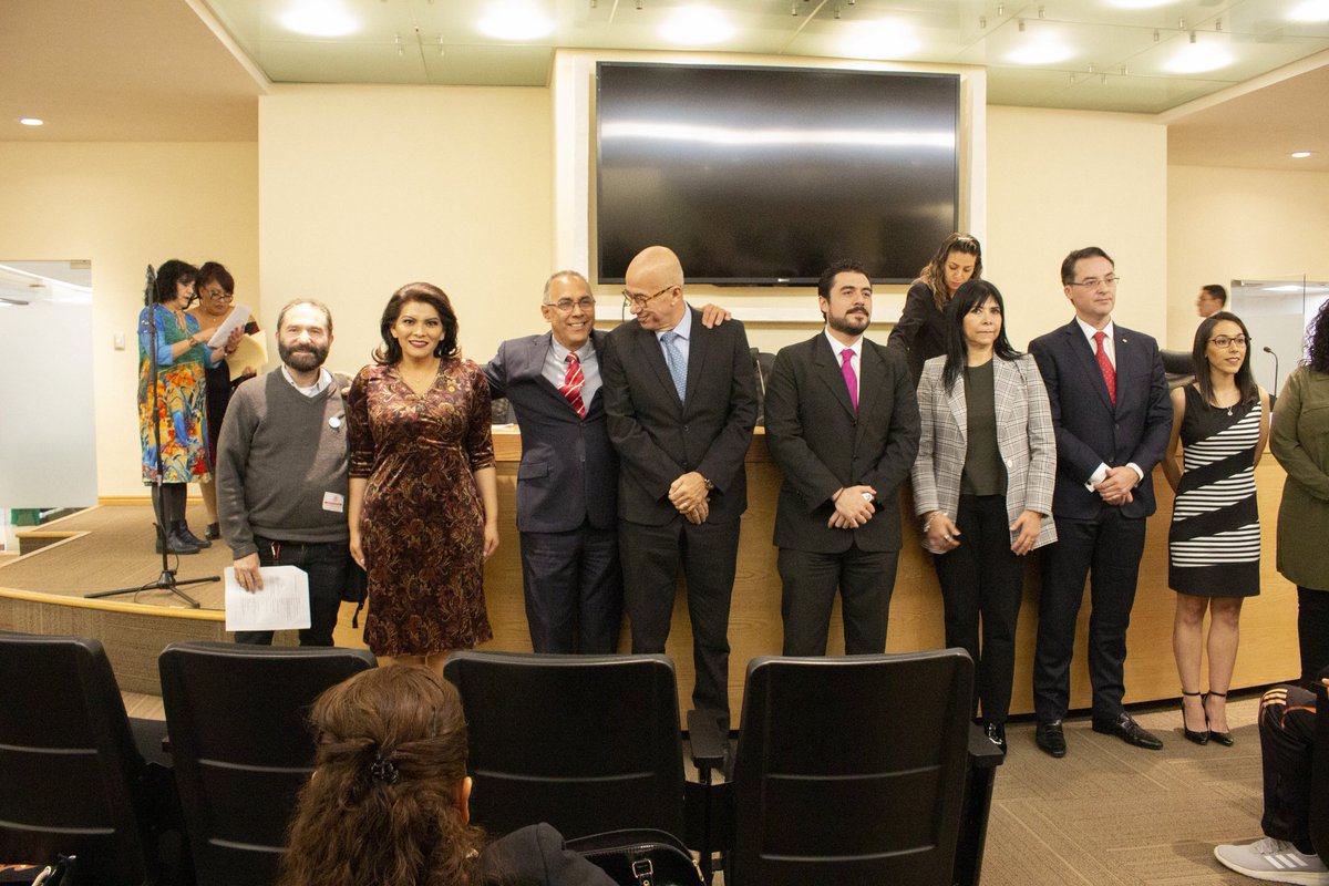 LoreniaValles_'s tweet photo. ¡La regulación del cigarro electrónico es un tema de derechos! 🙋🏽‍♀️

Hoy, durante mi intervención en el foro "Alternativas a los productos de tabaco combustible. ¿Cómo regularlas?", afirmé que la regulación del cigarro electrónico ofrece los siguientes beneficios:

1/2 https://t.co/RSsv0AkFy1