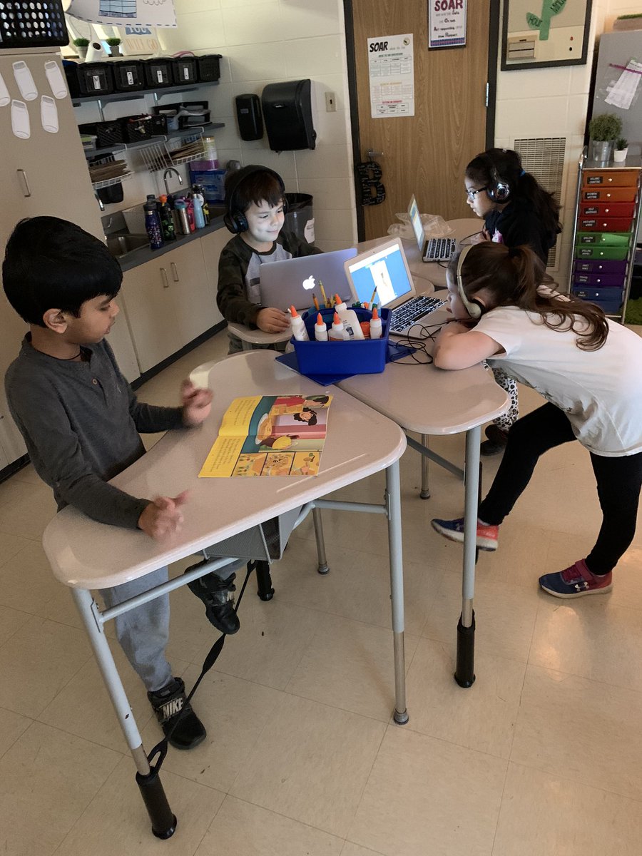 LaurenE_Sachs's tweet photo. One of our favorite parts of the day is Daily 5 Reading Centers! I couldn’t help but smile this morning after seeing all of our students fully engaged in strengthening their reading skills 📖💛 #hesread2lead #become1 https://t.co/eGWNlGk7rJ