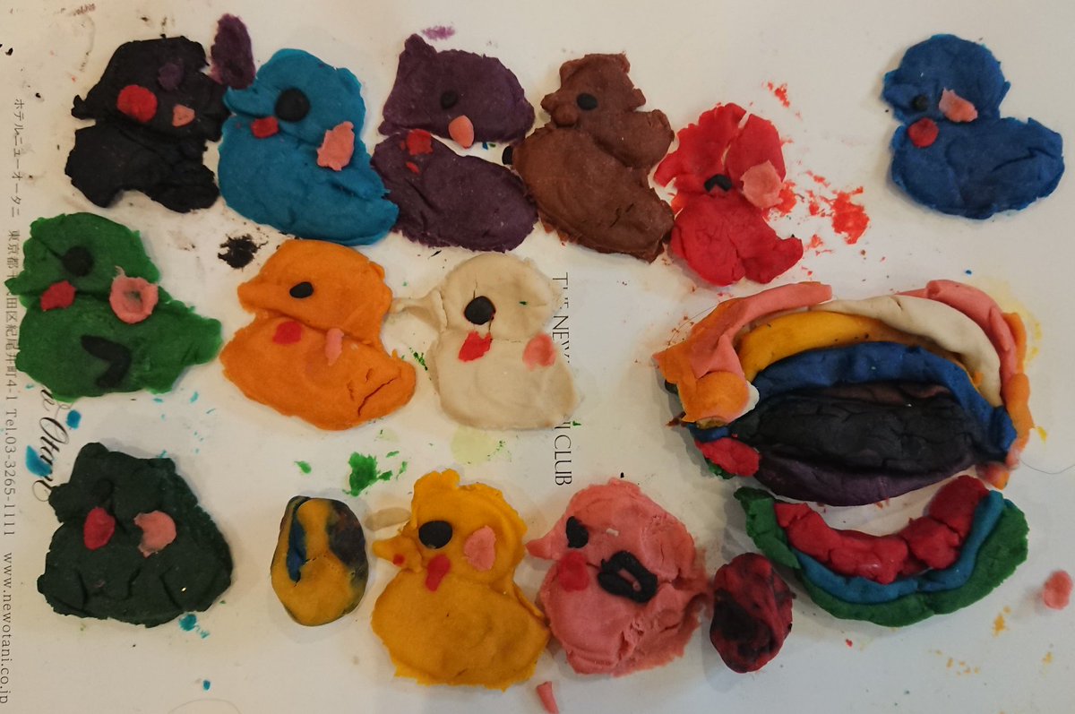 「#うちのこ美術展2020
5歳女の子、100均の粘土で作りました!
「にじいろの」|さーたりΔ12月8日新刊発売！のイラスト