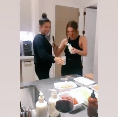 butterflylede's tweet image. they are: the superior friendship 

👉🏼 #buttahbenzo 👈🏼