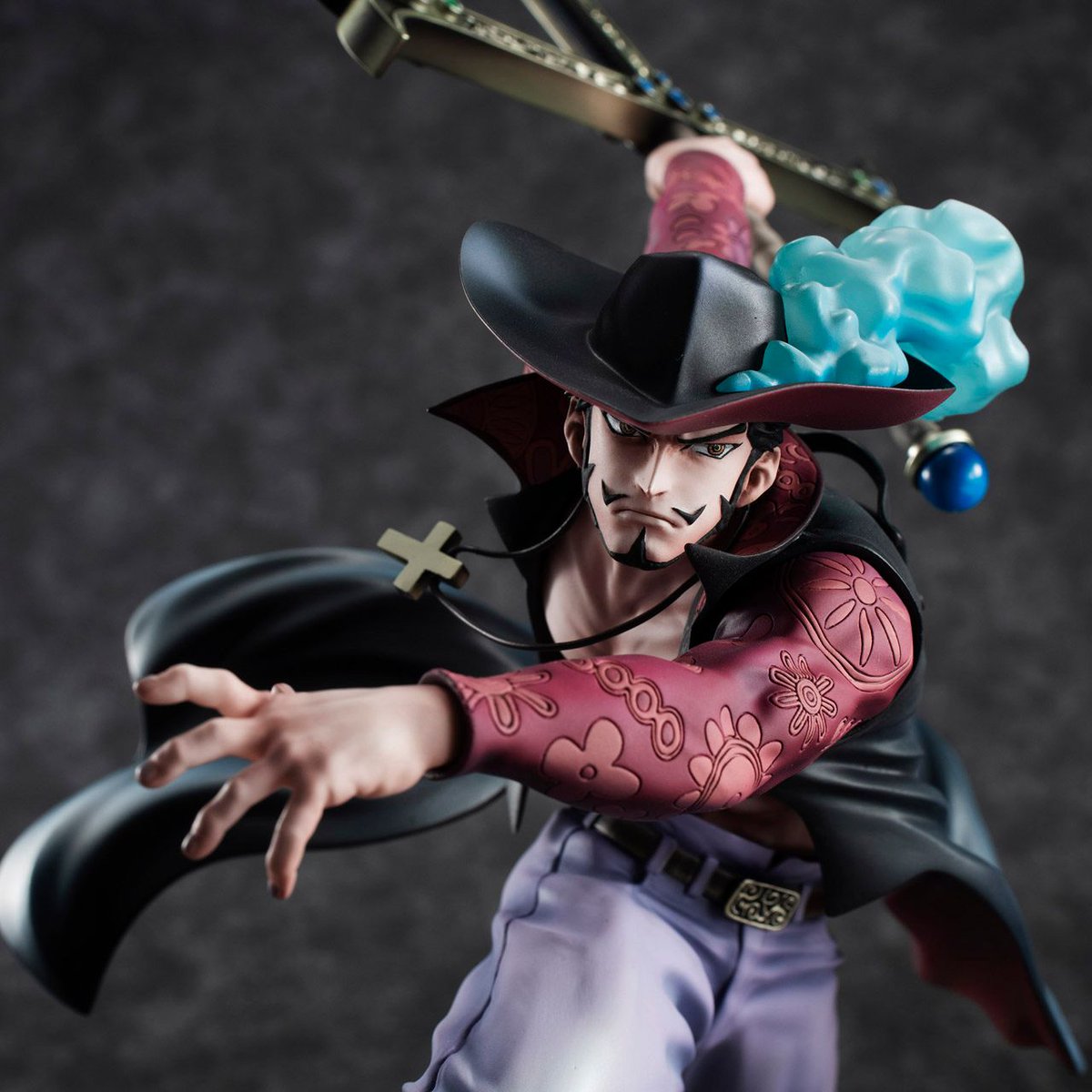 OPcom_info's tweet photo. ニュース｜フィギュアページに「ジュラキュール・ミホーク」のアイテムを追加！ #onepiece https://t.co/uqmkvny1ZW https://t.co/81QQmLwiRv