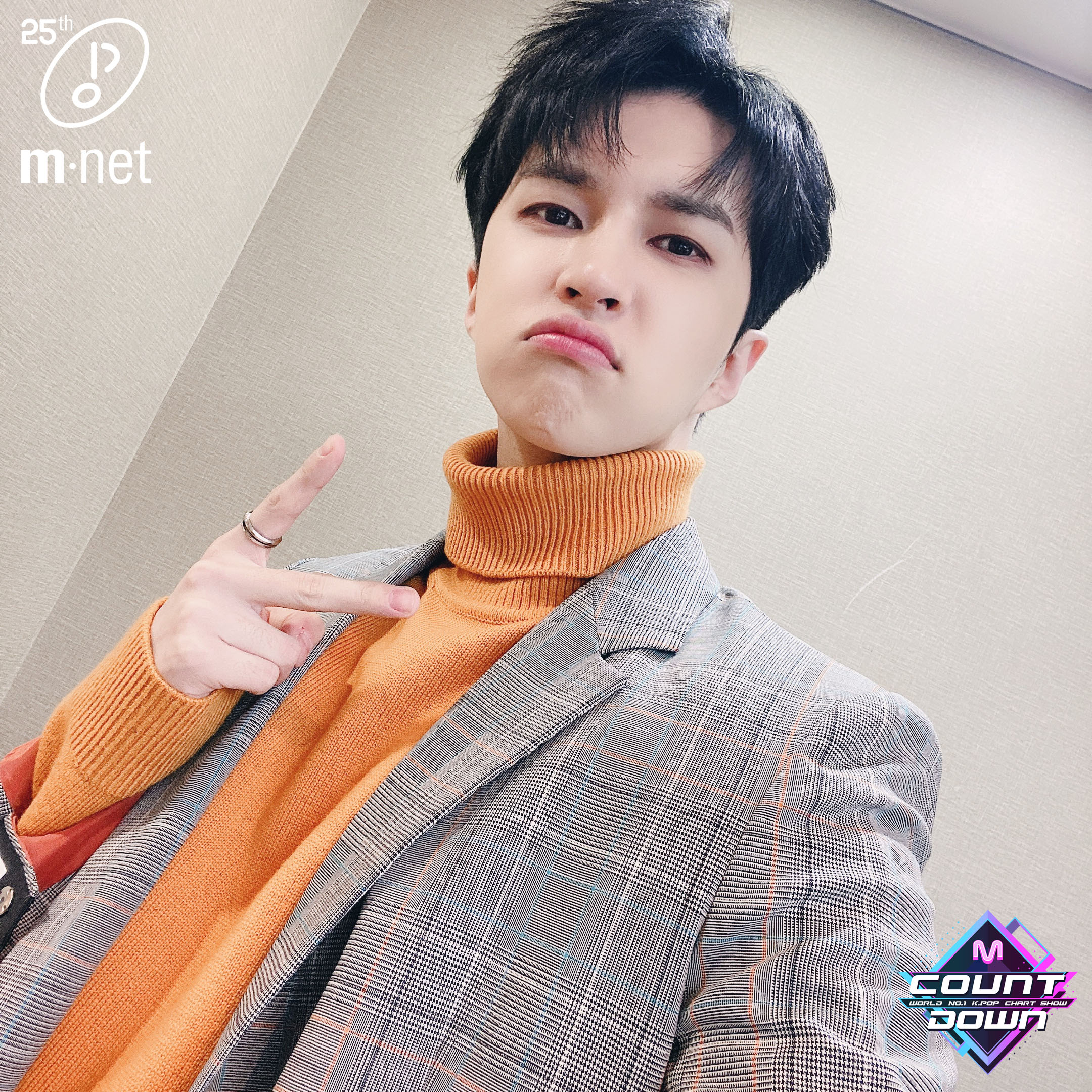 ESUI_TfU0AESIP1?format=jpg&name=orig