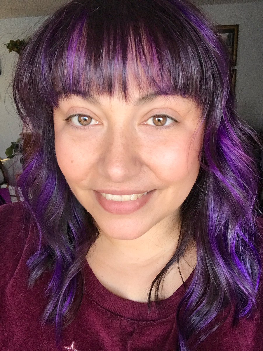 FotoCavallo's tweet image. Did something super fun with my hair today and my friend Nikki is a damn hair wizard 😍😍 #purplehair #joico #purplehighlights #haircut #hair #purple