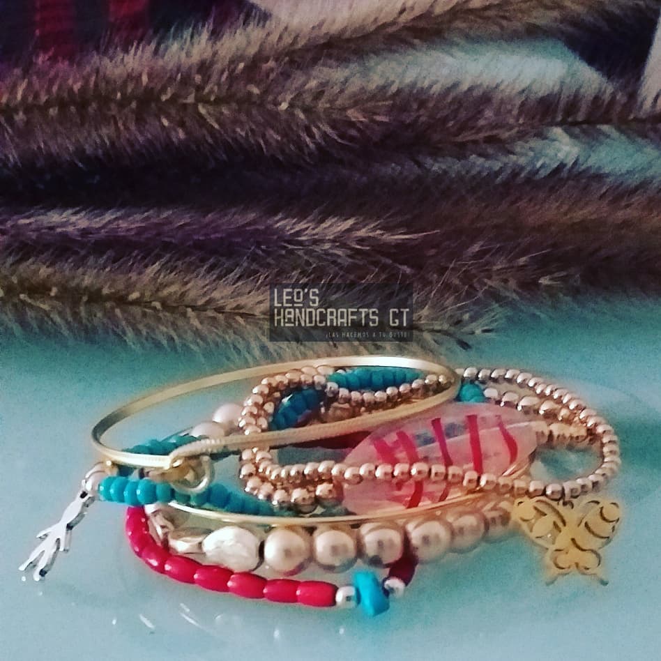 LeosHandmadeGT's tweet photo. #Duos♊
#TríosIII
#Mostacilla
#Piedras
#RegalosPerfectos👌📿👌
Usa solo una📿 o ¡Úsalas todas al mismo tiempo📿📿📿📿📿📿📿📿!
Disponibles desde 2 unidades hasta las que se te antojen ¡Y siempre a tu gusto!
+ Info x DM📩😉📩
RT🙏🏻
#CreatingBeauty❤
#LeosHandcraftsGT👑📿📿 https://t.co/tYXkZOZ9vh