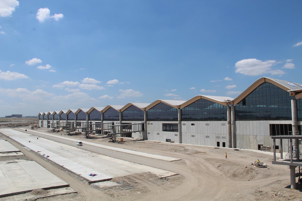PPP_Ph's tweet photo. #PhPPPProject Status Photos: Clark International Airport Expansion Project – Engineering, Procurement and Construction (EPC) | Status Update As of February 28, 2020  #PhPPPProgram #BuildBuildBuild @PIADesk @pnagovph @bbbphilippines https://t.co/5nl4vGND1h