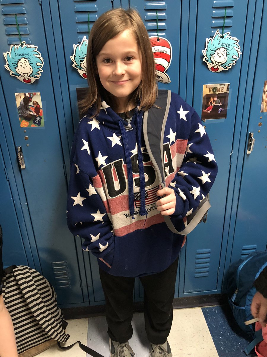 Today, Day3 of RAAW, was Dress for Sports Day. Edgemere fam members wore a uniform, jersey/Tshirt to represent their favorite sport or team.  Sports teach us about teamwork, sportsmanship, perseverance and so much more! <a href="/Edgemere_PTA/">Edgemere PTA</a> @Edgemere_BCPS <a href="/EESLibrary/">Edgemere Library</a> #ReadAcrossAmerica