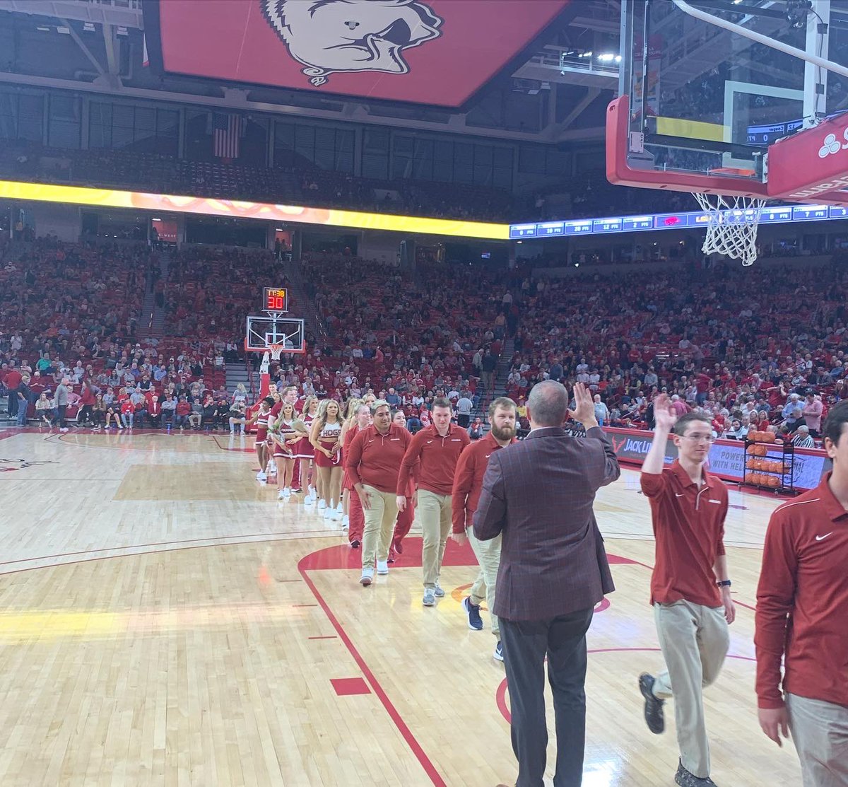 RazorbackSpirit's tweet photo. Senior Night Celebration!
Thank you to these women and men who have given their time and dedication to countless games, practices, and events as a member of Arkansas Spirit. 
Go Hogs! https://t.co/V0xjnjtLHP