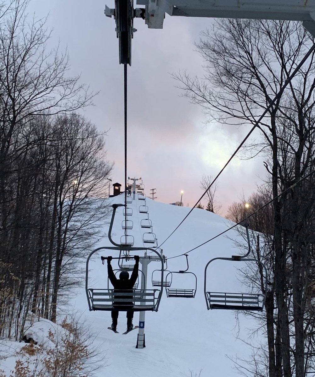 jpdigsmelmo's tweet photo. Might be the last shred of the year!
⁦@otsegoresort⁩ #girldad https://t.co/rUbvcvTLLL