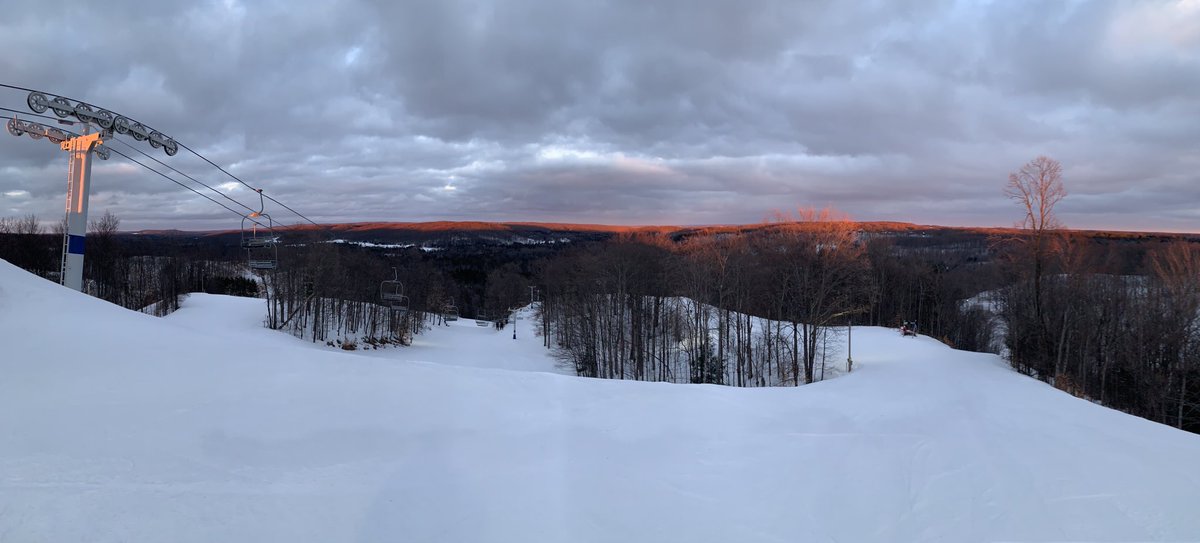 jpdigsmelmo's tweet photo. Might be the last shred of the year!
⁦@otsegoresort⁩ #girldad https://t.co/rUbvcvTLLL