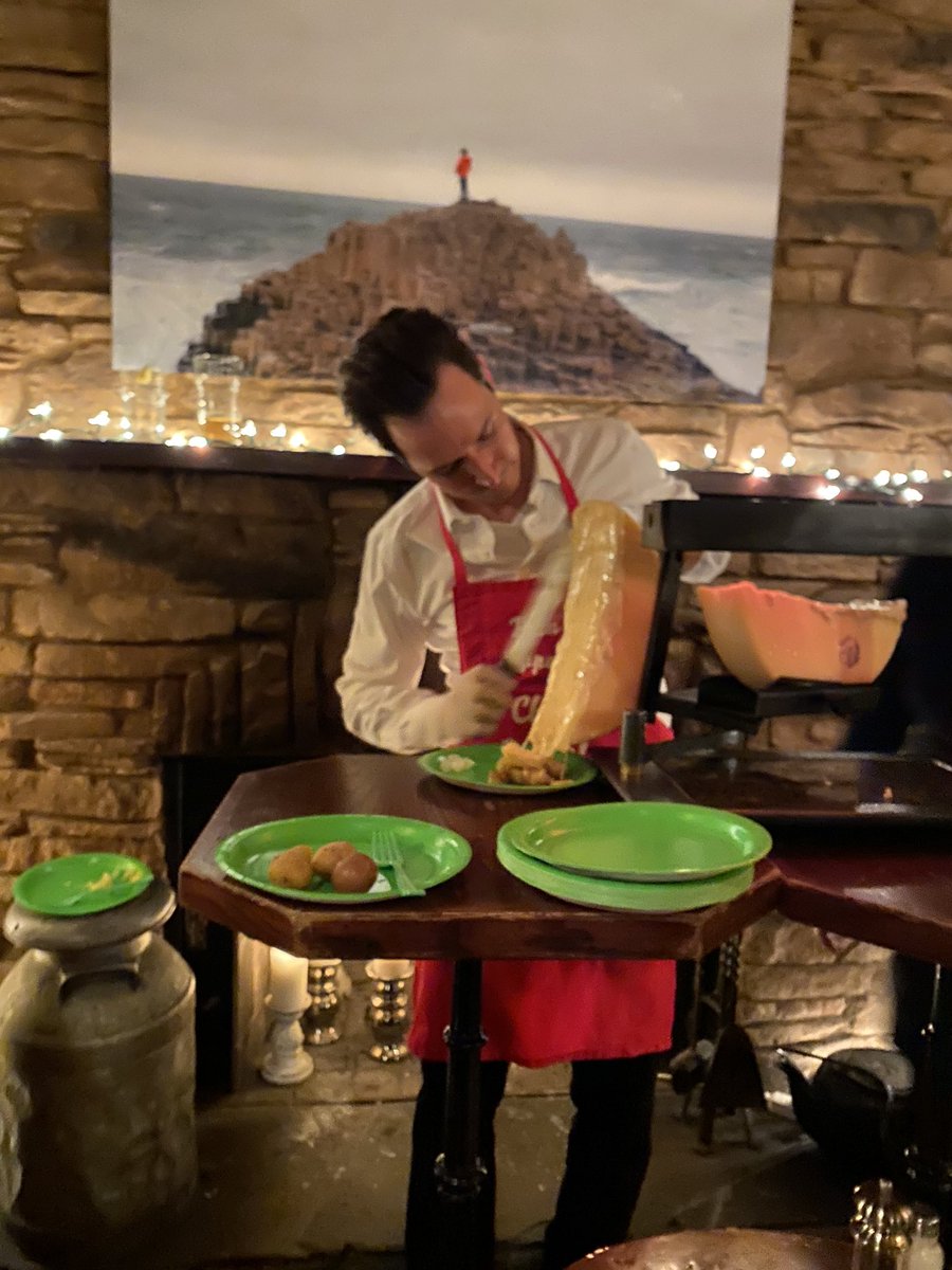 sanna_isainmdom's tweet photo. The @ETC_Corporate brought a taste of Europe to Toronto tonight at the latest #PropelTO networking event! Great to catch up with the travel community tonight @dorakeoghpub #VisitEurope https://t.co/uu90biQ3W0