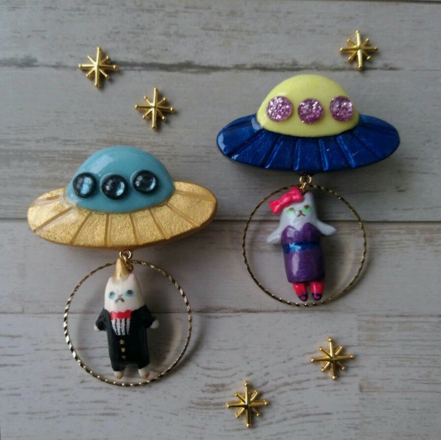 pupu12_handmade's tweet photo. ���塑粘土やレジンで、猫が飛ぶシリーズやお花のブローチなどを作っているpupuです。
web販売準備中☺
どうぞよろしくお願いします✨

@nonnbirimart
#のんびりまーと企画展 https://t.co/XsTzO01D5Z