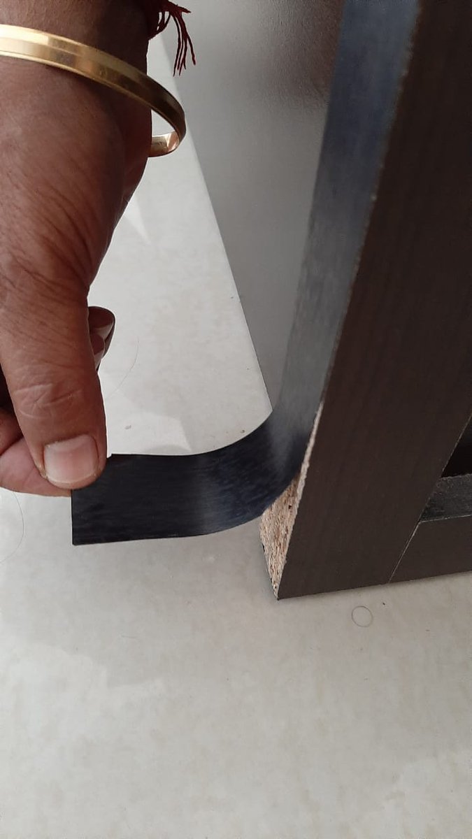 PoddarAmila's tweet image. Hi, this a grievance against @Pepperfry 

This is what is the condition of the bed I purchased within 6 months and when I formally complained I got such rude and  bad behavior.  
Please stop purchasing from pepperfry. 

#badservice
#qualityissue