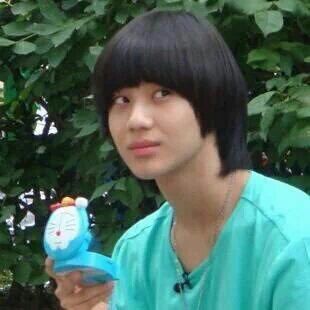 jinriora's tweet photo. wait what year am i in https://t.co/r4G71ax2Cq