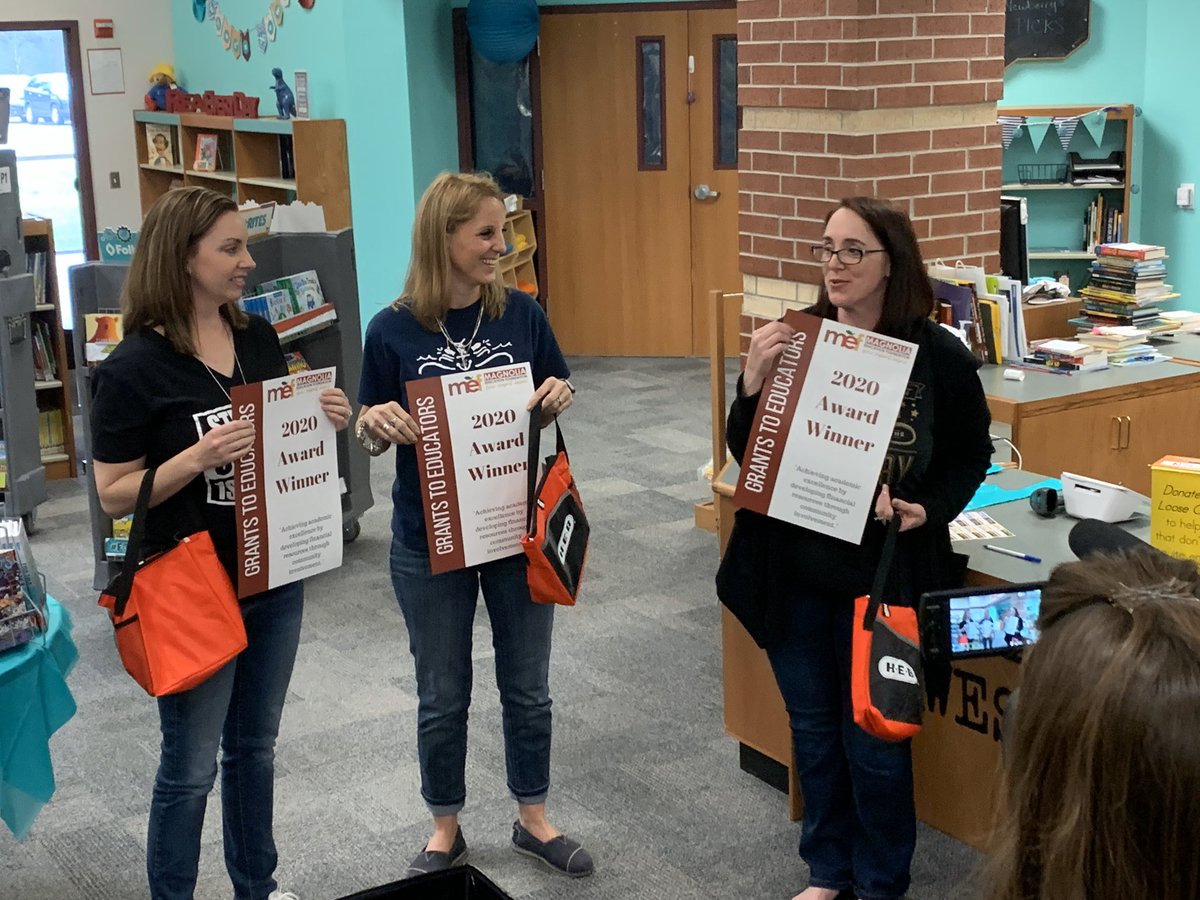 NicholsSawmill's tweet photo. Hard work pays off! Congratulations to NSE’s grant recipients—@TeamHotaling @ShuStewart1 @Mrs_N_tweets ! We ❤️#graphicnovels and  #animalreptilebooks with the Dowtown Acquarium Encounter! 🐠 Thank you, Magnolia Education Foundation! #NSEBold @MagnoliaISD https://t.co/VO4tmCWk3i