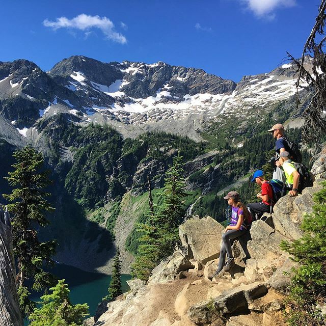 JustGoTravelSt1's tweet photo. Love the ones you hike with... 💕

Such good memories from our visit to North Cascades National Park a couple of summers ago and the amazing hike to Maple Pass! Is there one hike you just can’t get off your mind? Maple Pass is one of mine. I’d hike it again and again and I do… https://t.co/BFJ2hMvW2p