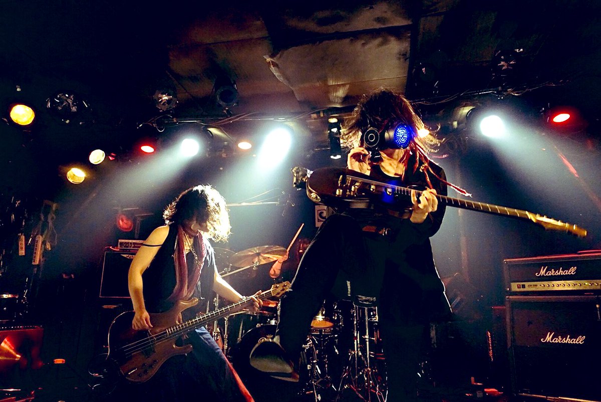 naoki1999's tweet photo. 2.29新宿ライブフリーク
3.1博多ライブスペースZERO
にご来場くださいました方ありがとうございます。
そして、コロナの影響の中来場断念した方々もありがとう！
はよ終息に向かうことを願うばかりです。

ライブやりたいねぇ〜 https://t.co/9dFWuRDBYv