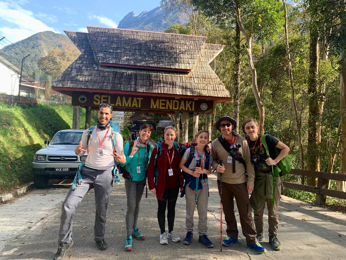 Meet some new #friends and started our climb of #MountKinabalu in #Sabah #Malaysia
Our first #summit
#wherethejones
#familytravel
#visitmalaysia2020
#beautiful
#mountains
#kotakinabalu
#vlog
#travel