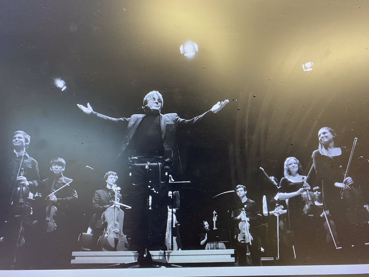 FromyhrT's tweet photo. Finally, I have an ANU Orchestra to conduct again after this last photograph was taken in 2012, more info and pics soon to come. @SoM_ANU @ANUllewellyn https://t.co/gweSvAoTyv