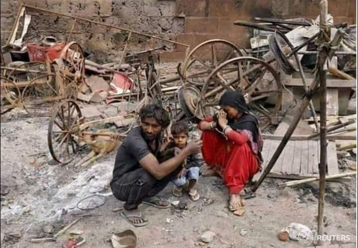 IndiaAboriginal's tweet photo. आदिमानव ने आग जलाई बस्तियाँ आबाद हो गईं
मुख्यधारा के विकास रूपी मानव ने आग लगाई
और बस्तियाँ राख हो गईं
#ThursdayMotivation #thursdaymorning #DelhiViolance #RiotReality #India
@rohini_sgh @vakeel_saheba @kavita_krishnan @AlokMehtaMP @BrajeshYadavSP @richaanirudh @RichaChadha https://t.co/MRHM9JYt5F