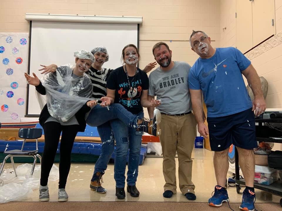 Pie 👏🏻 in 👏🏻 the 👏🏻 FACE!  <a href="/BeaconBobcats/">Beacon Elementary</a> #bcnhappy