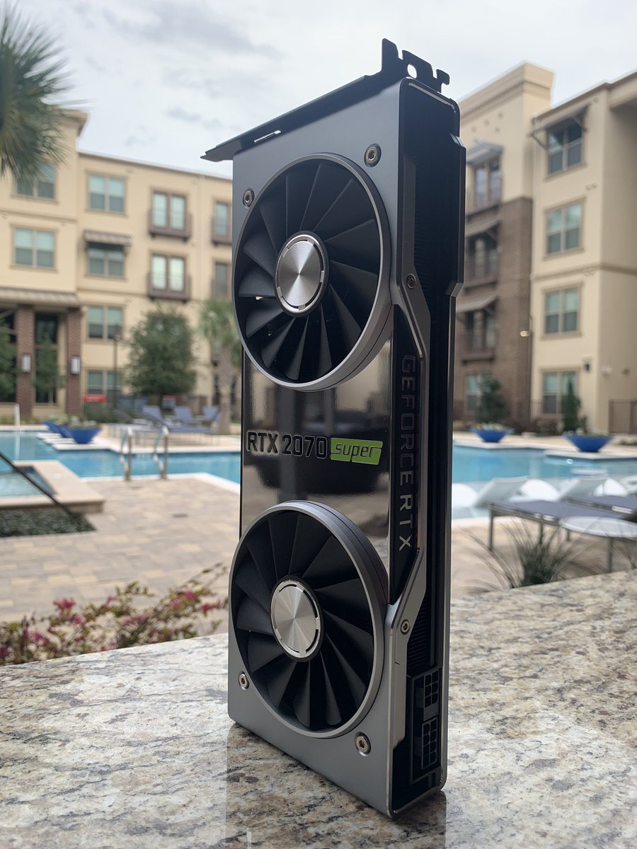 redzeo_'s tweet image. I love the #RTX founders edition. Such a clean design. #CustomPCs #PCBuilder