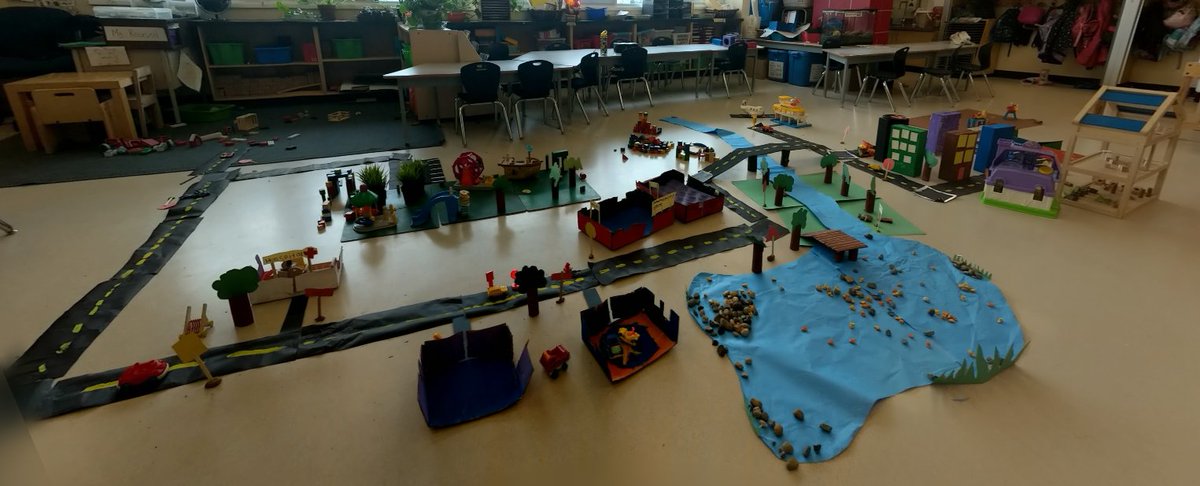 ms_bayne's tweet photo. This was our city yesterday. Today we added the train, and built a zoo. https://t.co/2Q0pXkRyal