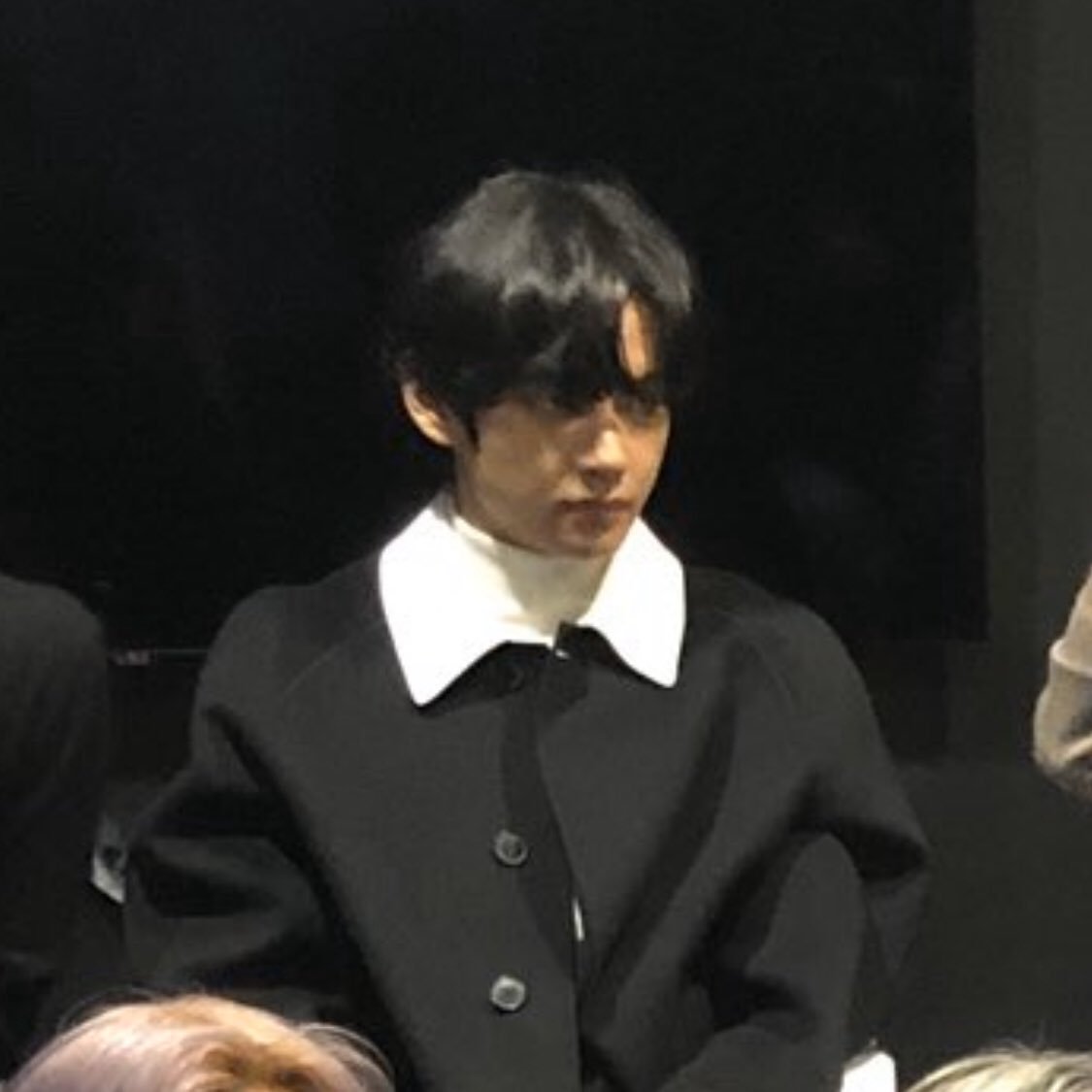 Jikookistooreal's tweet image. ''Diré esto ARMY aún si no les agrado, vi la entrevista de nuevo y BTS sonreía y se río mucho durante ella''

BTS en la entrevista: