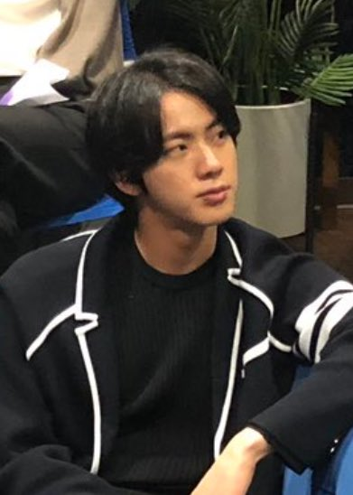 Jikookistooreal's tweet image. ''Diré esto ARMY aún si no les agrado, vi la entrevista de nuevo y BTS sonreía y se río mucho durante ella''

BTS en la entrevista: