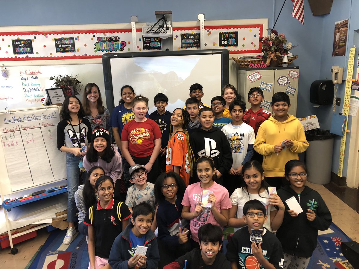 MsKKorczyk's tweet photo. A huge thank you to Mrs. Okruch and my daughter, Carlie Krivas, for reading to us, sharing stories, and helping us make more memories as we continue to celebrate Dr. Seuss! @OkruchMrs @LincolnSchool8 @MrsTariq14 #shinebrightedison https://t.co/KhjpBnnGY9