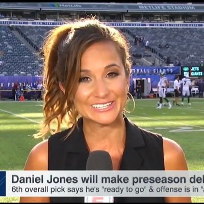 WagerPagerPod's tweet photo. 🗣Stay tuned... COMING SOON...
📟SZN 2 EP. 23 📟
Featuring the one and only @diannaESPN 🎙 !!!
Plus, @XFLRoughnecks OLB @Y_DGates 🏈
And, @XFLDragons Super Fan
🥦Broccoli Guy🥦 @DancingJSA
#GetPumpedGetPsyched 📟 https://t.co/ri1gYXXfx1