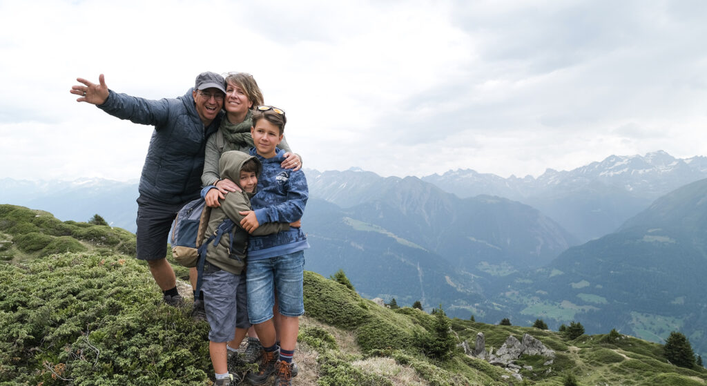 lheuredelasieste tweet media