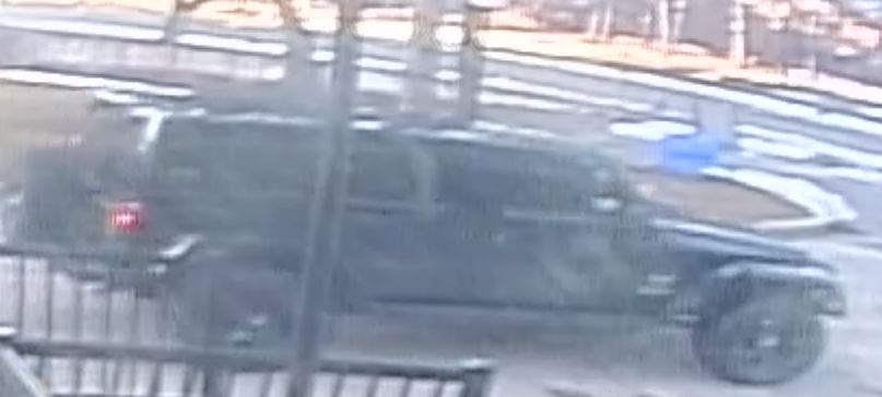 CP24's tweet photo. MORE: Vehicle of interest in Amber Alert described as a black Jeep Wrangler with oversized front tires and a front push bar https://t.co/CeWNTc7oPK https://t.co/4EoVWzNamz