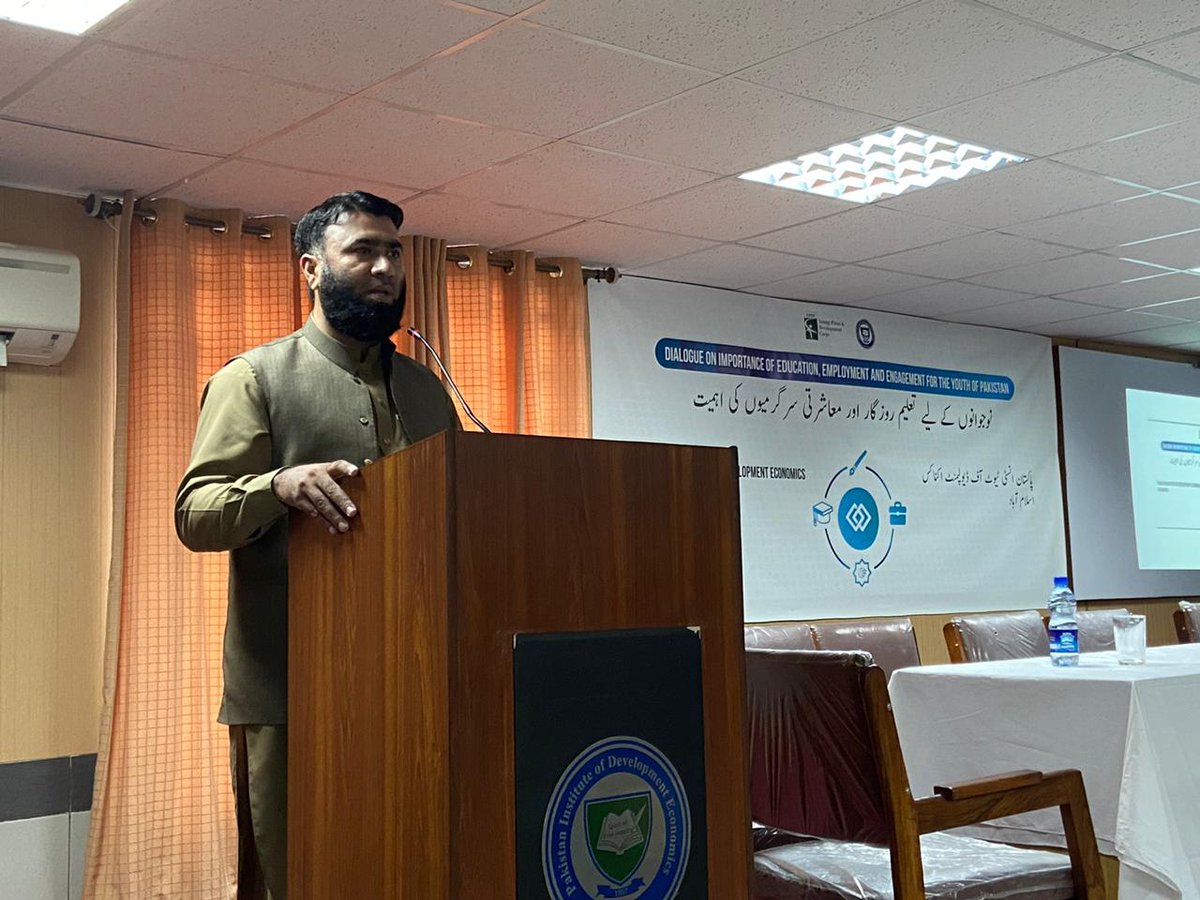 YPDC_PK's tweet photo. The representative of Jamia Kauthar Tehmeed Jan is delivering remarks about the need of social cohesion in society
#ThreeEs #Employment #Education #Engagement #YouthDialogues https://t.co/26B0XpePfV