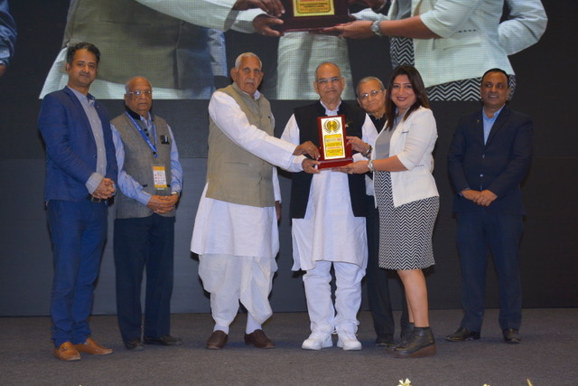 controlprintltd's tweet photo. It feels good to be recognized for our hard work. Thank you #IAFFExpo - Jaipur for awarding us with the Best #Technology Partner Award!
#Indoagrifoodfeed #FoodFeedInternational #IAFF #AGRI #IndoAgriFoodFeed2020 #CodingMarking #Technology #Printer #InkjetPrinters #Manufacturer https://t.co/TTbXlpRdUN