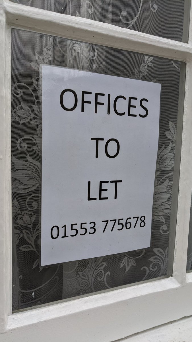 Offices to let in Kings Lynn! We're seconds away from the high street, all offices have nice views, they vary in size! One is ground floor! Call or email info@hansehouse.co.uk to arrange a viewing. All businesses welcome! #kingslynn #hansehouse #norfolk #office