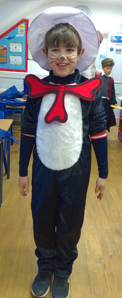 FalconsPrePrep's tweet photo. World Book Day! Serious costumes in Year 2 today! #fppy2 #falconspreprep #chiswick #welovereading #westlondon #westlondonmums #books #WorldBookDay2020
#Literacy #Reading #Education https://t.co/x5c0OFGSSC