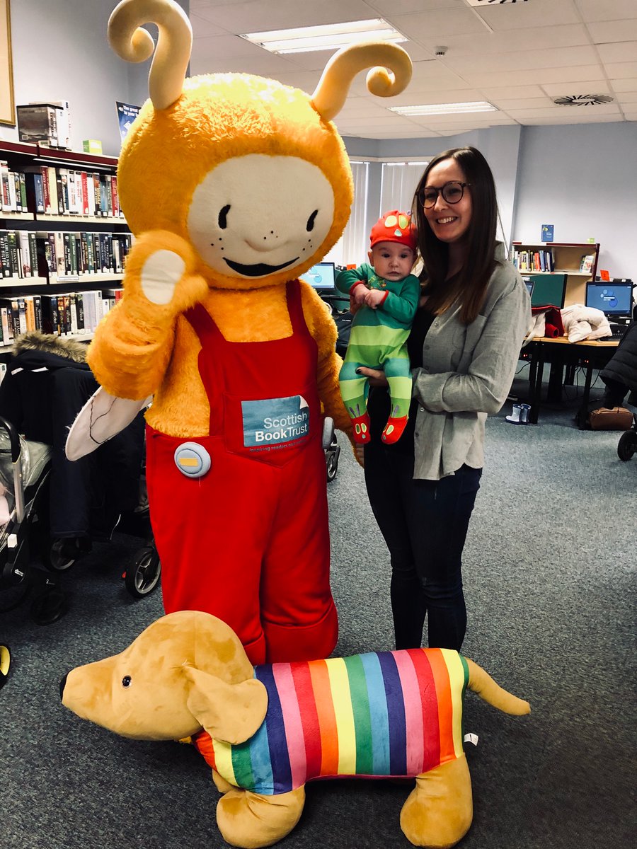 InverclydeLibs's tweet photo. Bookbug and World Book Dog are launching the Bookbug Library Challenge across Inverclyde. A warm welcome at Gourock Library, weβre sharing more stories today...next stop Central Library 12:30 - 12:45. Hope to see you there! π
#WorldBookDay #BookbugLibraryChallenge #WorldBookDog https://t.co/PnXHoR5Nkw