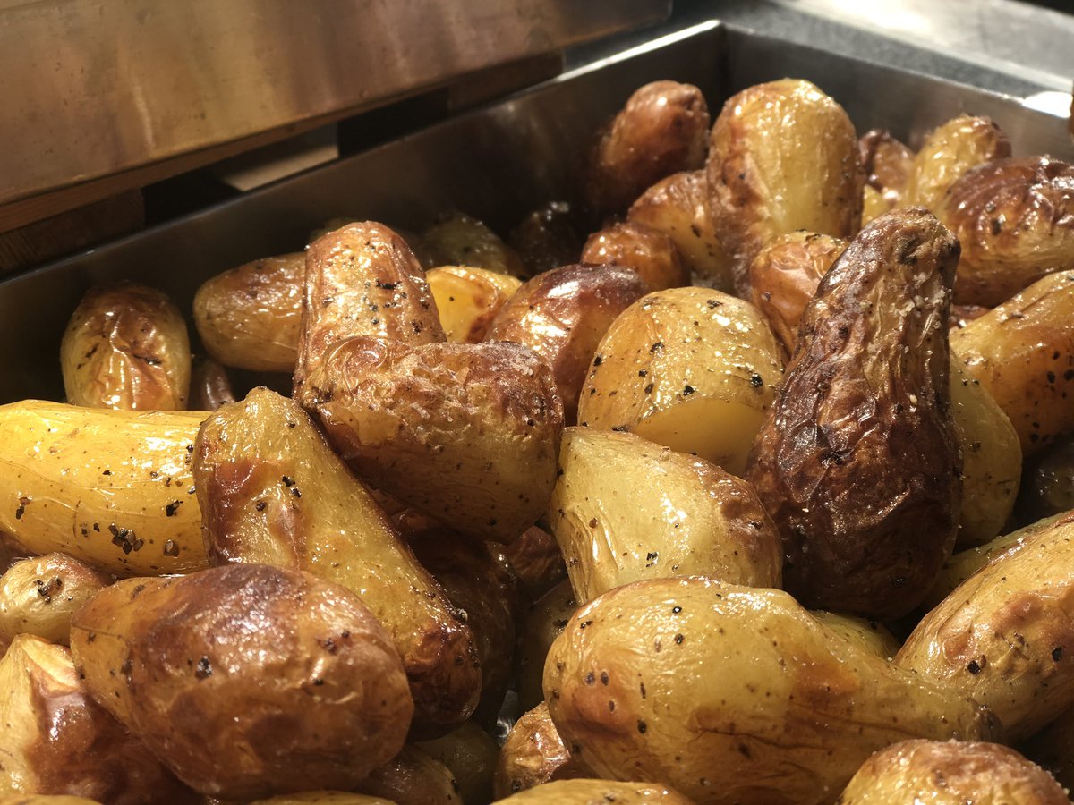 The sun may not be shining in Winchester today, however our sunshine bread is very cheery!  <a href="/StSwithunsLetts/">Commercial Lettings</a> <a href="/StSwithunsGirls/">St Swithun's School</a> <a href="/Gavin_Bartolo/">Gavin Bartolo</a> <a href="/ChartwellsInd/">Chartwells Independent</a> <a href="/juliebibby7/">juliebibby</a> <a href="/SamJHiscock/">Samantha Hiscock</a>