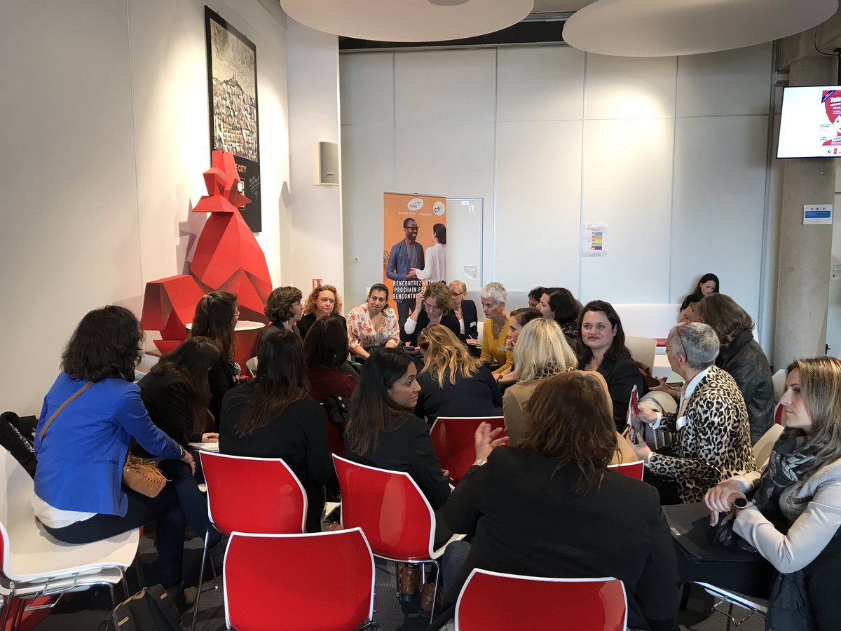 BrunoJonchier's tweet photo. #TalentElles Une premiÚre partie ce matin avec des ateliers animés par @poleemploi_13 @ApecPacaCorse et #ToastMasters Renforcer la #confianceensoi #prisedeparole #PersonalBranding #réseauxsociaux #CV #LM https://t.co/pp9WV5LNon