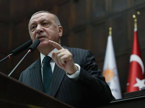 Cumhurbaşkanı Erdoğan'ın AK Parti TBMM Grup Konuşması (04 Mart 2020, İşitme Engelliler Özel Yayını)

youtube.com/watch?v=MZdVHK…