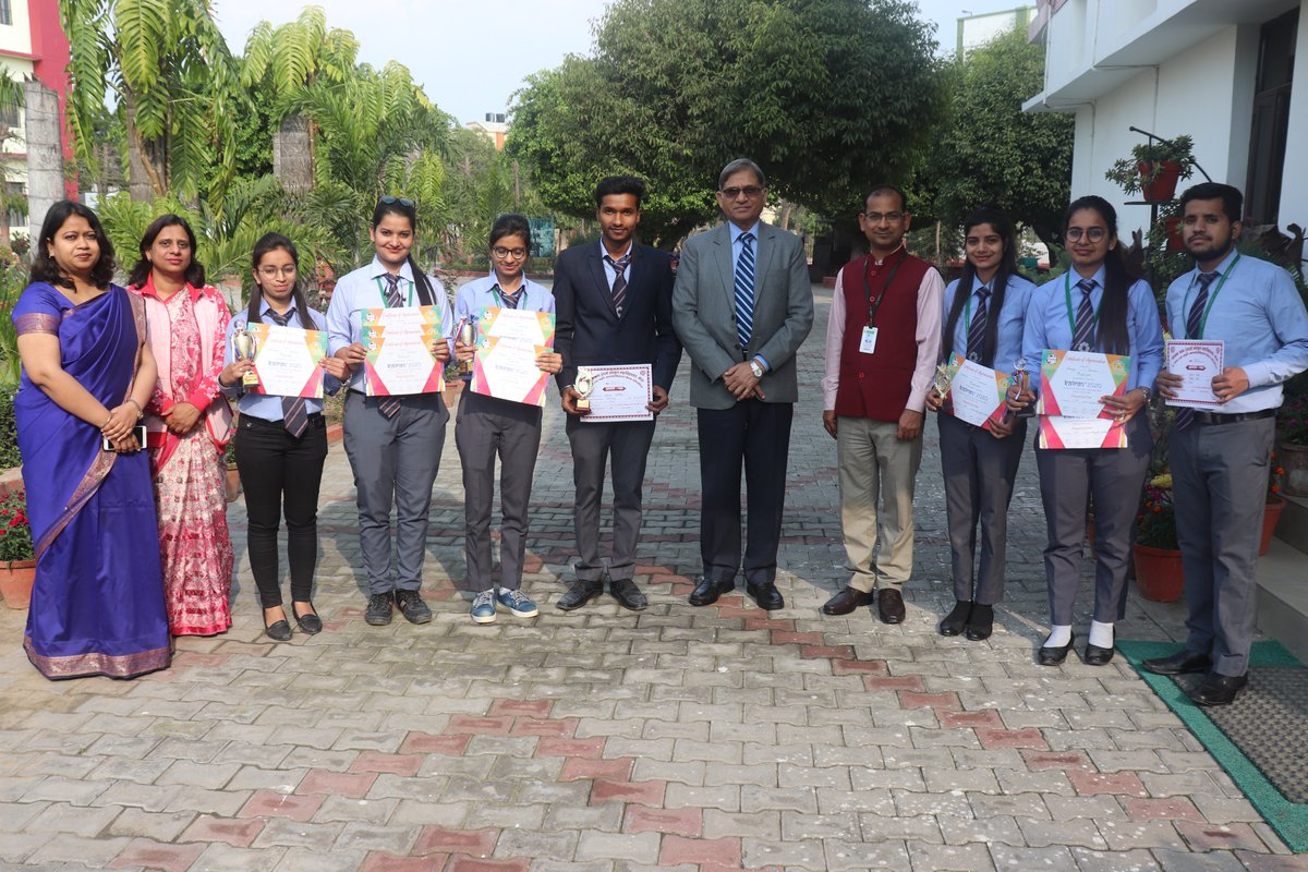 dewangrp's tweet photo. MBA students once again proved their wit and talent in the arena of Business by winning 3rd position in the Business and General Knowledge quiz organized by NAS College, Meerut on 5th February 2020. #dvsgi #dewangroup #meerut #MBA #business #generalknowledge #quiz #NAScollege https://t.co/p40Dycw8d9