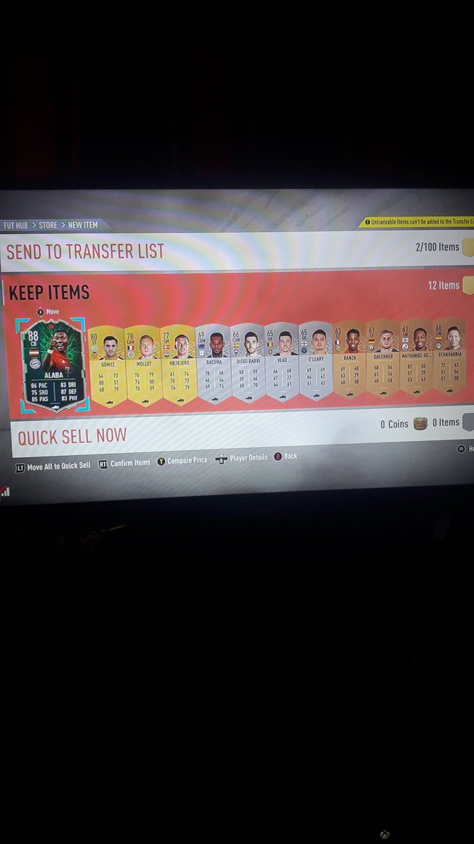 leeunited17's tweet photo. My 1st shapeshifters from a mix player pack 1 rare  @Nick28T https://t.co/IyEkOnlxEd