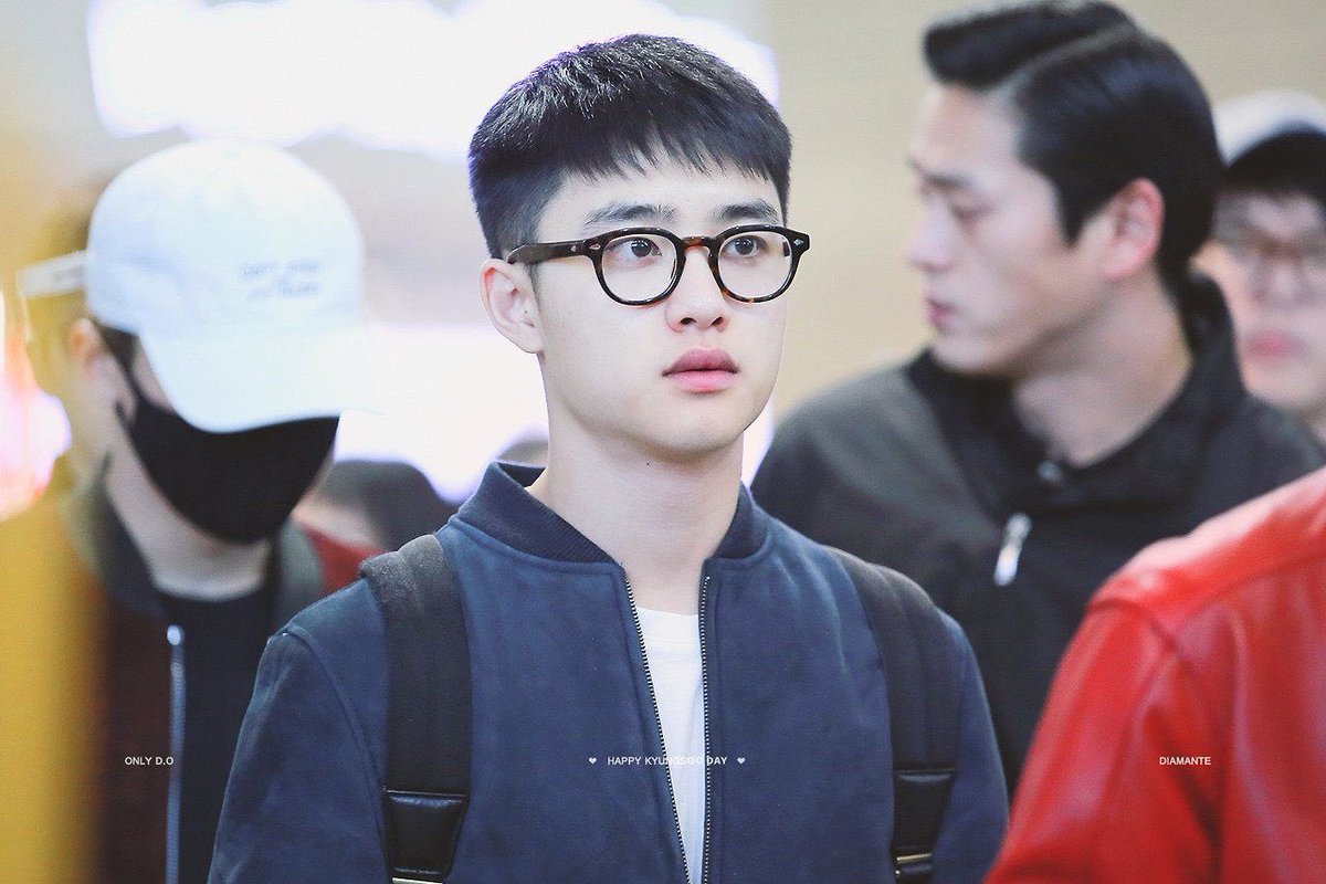 *•.¸♡ 𝐃-𝟑𝟐𝟔 ♡¸.•*I might be here appreciating other groups but you and EXO still remain superior to me. I’ll be here once you drop the bomb in 2021 for World DOmination.  #도경수  #디오  @weareoneEXO