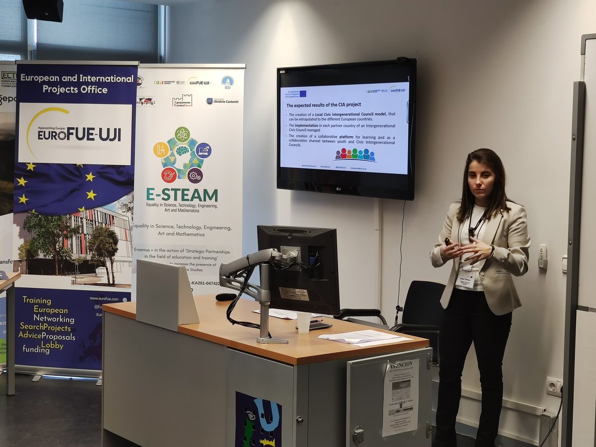 EuroFUE_UJI's tweet photo. The @EUErasmusPlus #CIAProject aims to improve employability of young people with special reference to youth with less opportunities, through Local Intergenerational Civic Councils👥@AnnaTolosaG from EuroFUE-UJI is now establishing the main objectives of the project 📝 https://t.co/AKC5y8LYlP