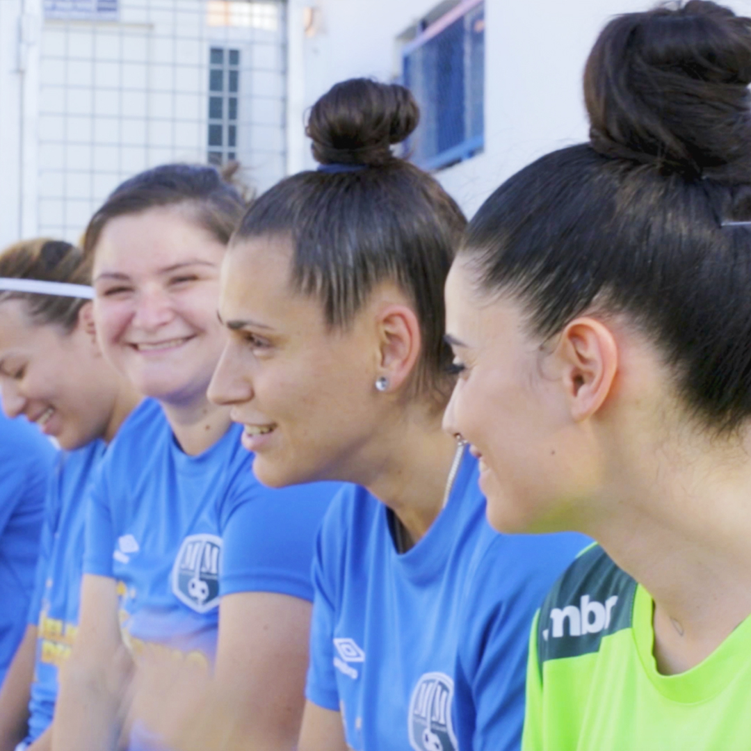 La igualdad siempre ha sido una parte importante de los valores del @marmenorfc, por eso sabemos que sin vosotras, guerreras, no seríamos esta gran familia.

#FelizDíaInternacionalDeLaMujer 💜