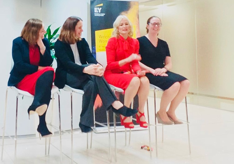 IVEcreativity's tweet photo. Celebrating International Women's Day 2020. 

Great to hear the inspiring talks from an incredible group of women who are passionate about empowering women.

Thank you for the invite @EYWomensNetwork

@NorthInvestUK
@ShineLeeds

#empoweringwomen #EYWN
#InternationalWomensDay2020 https://t.co/HbJciAChaM