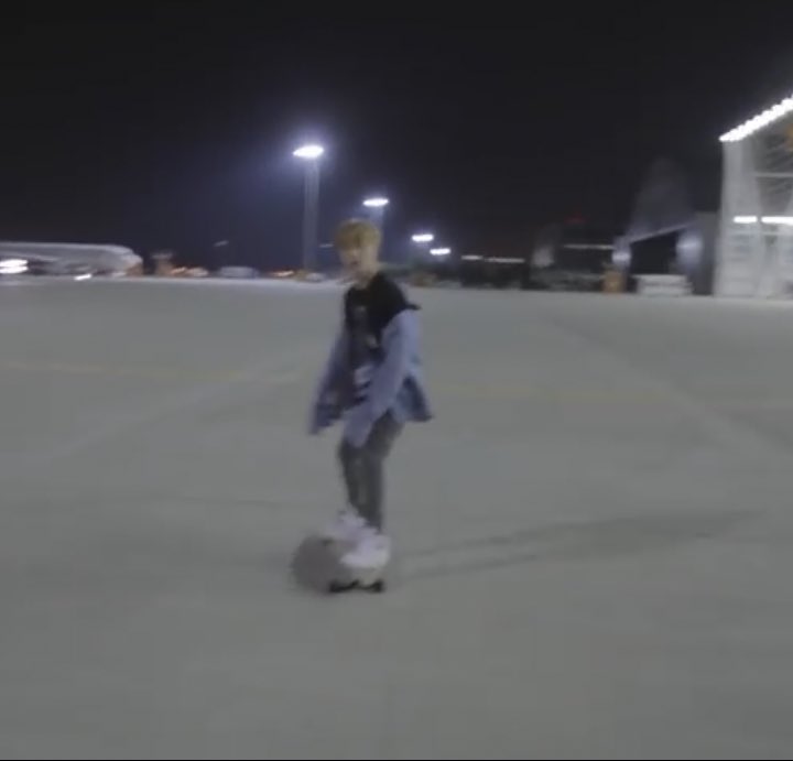 gnanixhamster's tweet photo. #진환 #ジナン #JINHWAN #iKON https://t.co/e8m7W0rSkU