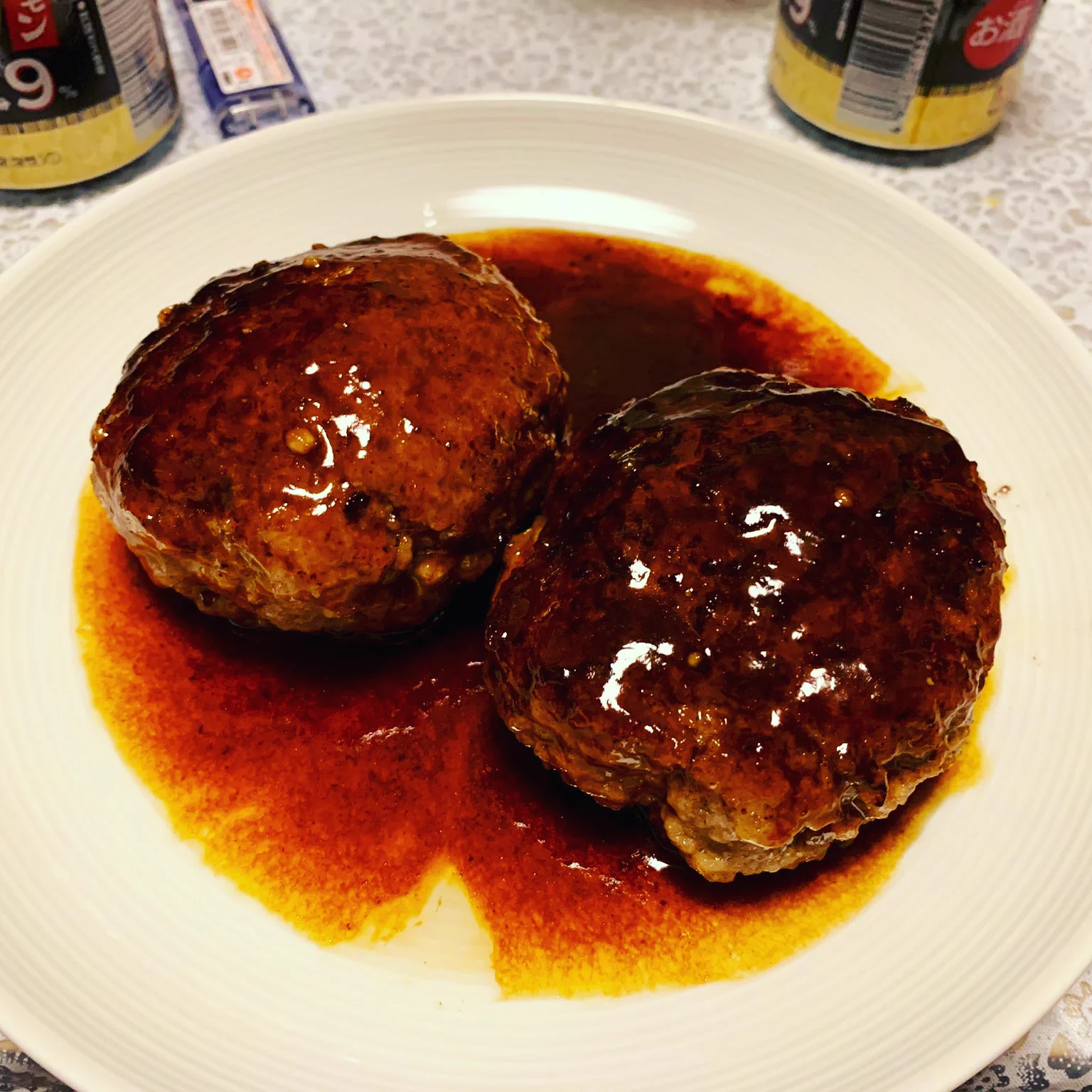 ハンバーグ画像が削除⁉インスタ始めて即辞めたくなったという事件が話題www